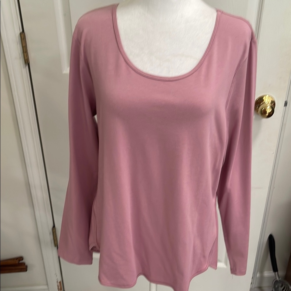 d & co. ESSENTIALS POPOVER TOP NWOT SIZE MEDIUM